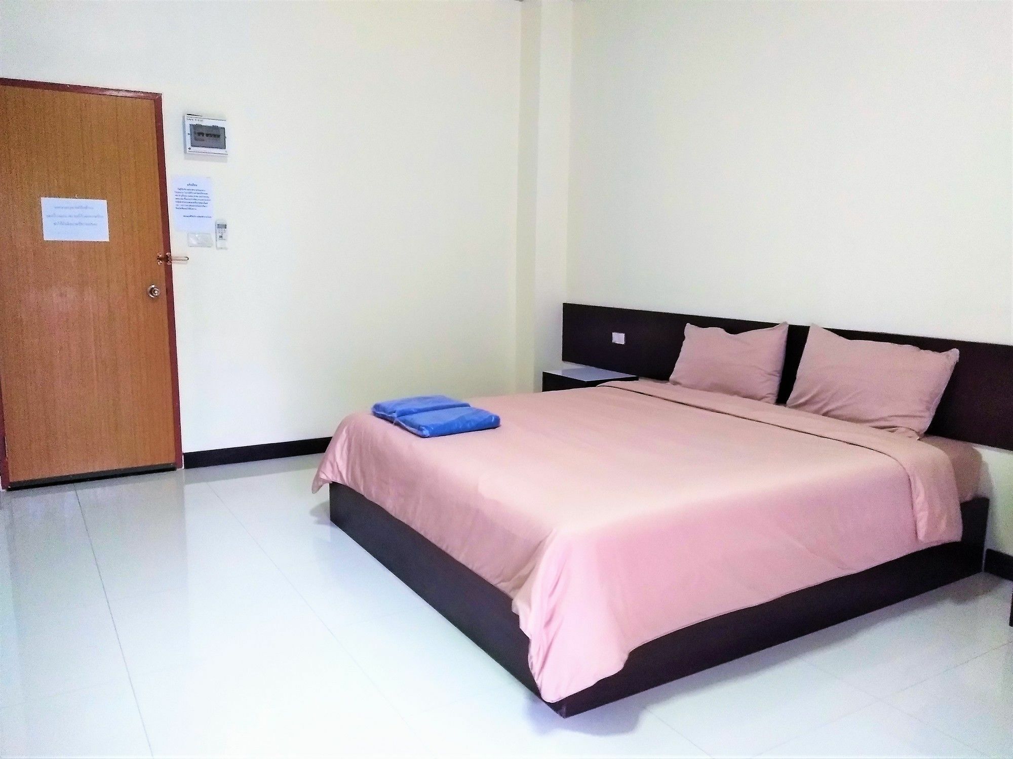 Volinta park apartment Rayong Bagian luar foto